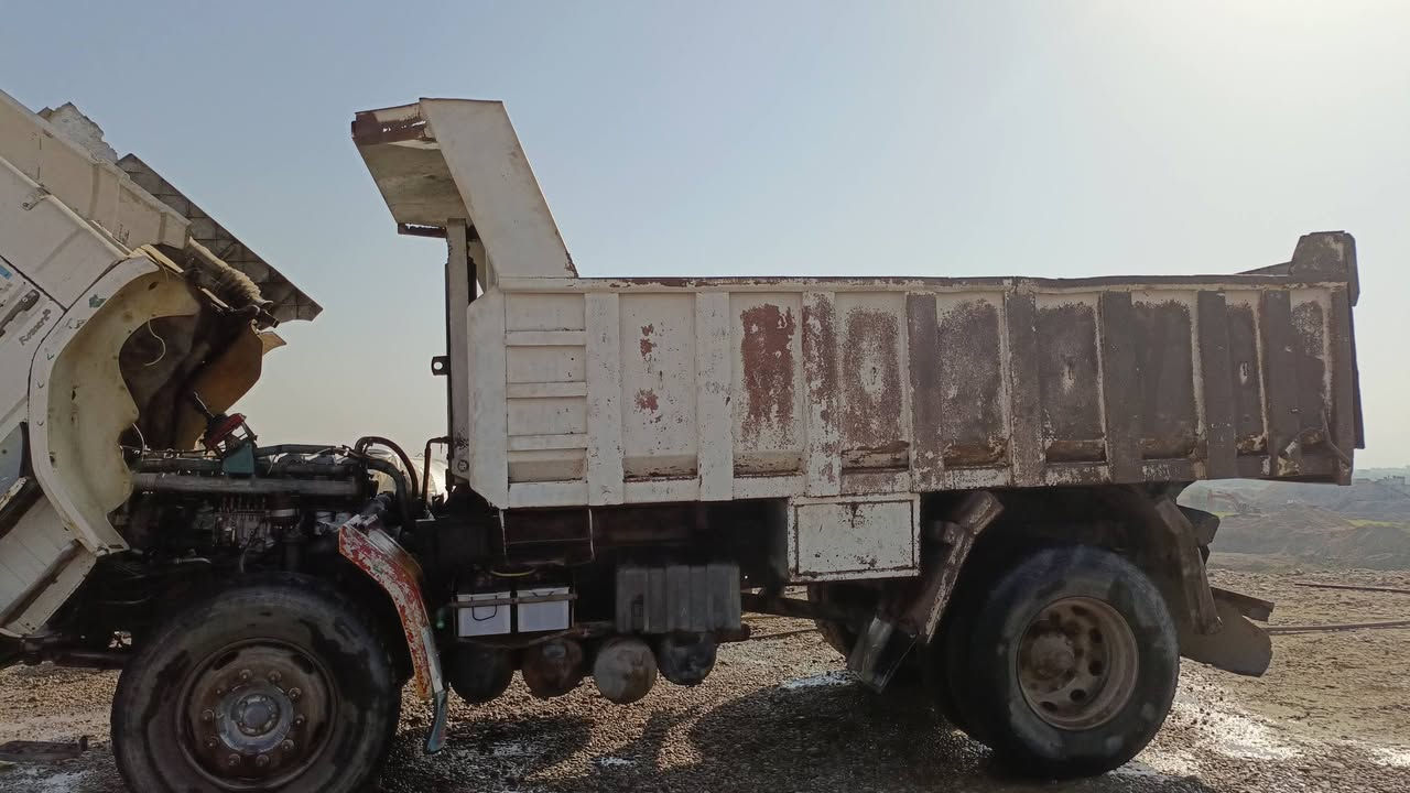 قلابه تك سكانيه للبيع نضيفه كدام العين جاهزه عل عمل باقي التفاصيل اتصل عل رقم ‏‪***********‬‏
