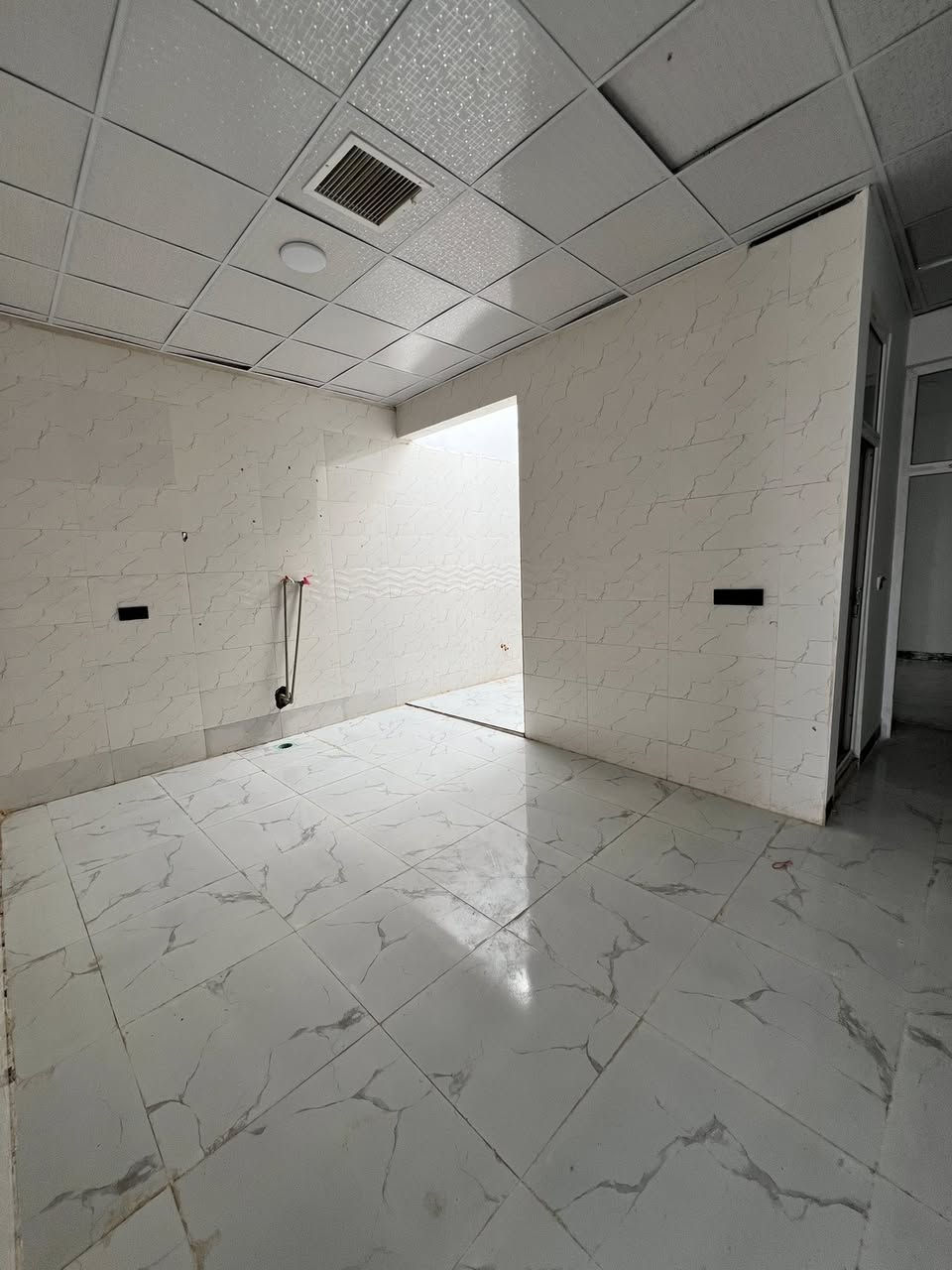 ١٠٠م سفر بوفروشتن له بارووتخانه پشت مستوصف ومدرسه كه سعرى(٢٩)مليون ومجالى زور كه م
***********
