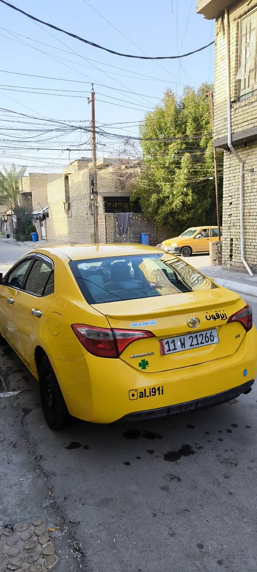 السلام عليكم كورله أمريكي 2014
بدون تبديل 
بدون ايربكات 
حادث طخه بلصندوك نفسه مصلح 
وخسم جاملغ امامي بارد بيه بلعراق
كير مكينه نعمه 
السيارة حلوه وكاعده 
السعر 128
مكاني بغداد حي اور ..ام الكبر والغزلان
*********** بغداد, العراق
