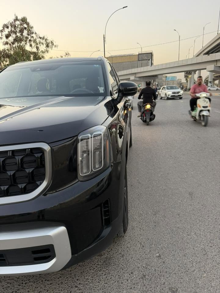 سلام عليكم تولارايد2023للبيع او مراوس حسب القناعة
حجم المكينة 3800cc. 4X

الضرر بنيد وبدنة وبارد بالجاملغ 

المواصفات 

1-شاشة متصل 

2-كامرة دوارة 

3-لايت LED

4-كشنات قرميدي منفصل VIP

5-بصمة 

6-هندبريك بصمة 

7-رادار تحديد مسار 

8-رادار 360 

9-فور ويل 

10-اوتوستوب

11-حساس خلفي 

12-اوتو هولد 

13-اشايربالمري

14-بكلايتLED 

15- نضام ECO

16- نضام تزحلق 

17-هيتر بالكشن 

18- الكشتات كهرباء

رقم بابل بسمي مداور ثاني يوم السعر 235 💲 

***********
