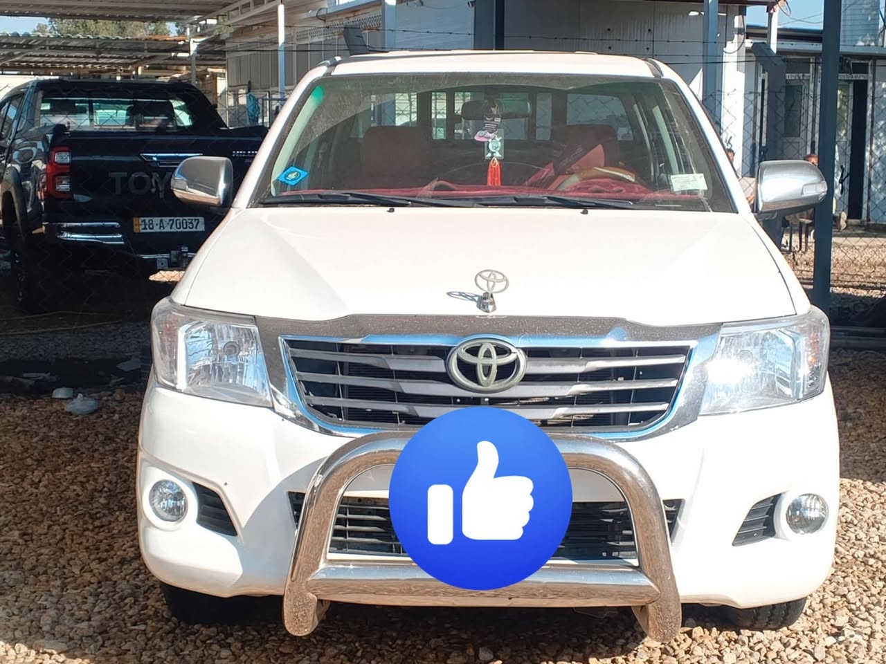 السلام عليكم. تيوتا هايلوكس موديل 2014 اوتوماتيك رقم مثنى سياره كفالة عامه ماعده بارده بصيطه ماشيه 182 محرك وضع شركه  تحويل مباشر . المكان بابل القاسم للاستفسار الاتصال ***********.   السعر  220 وبيهه مجال
