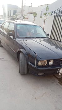 بي ام 525 • ١٩٩٢ • رقم سليمانية