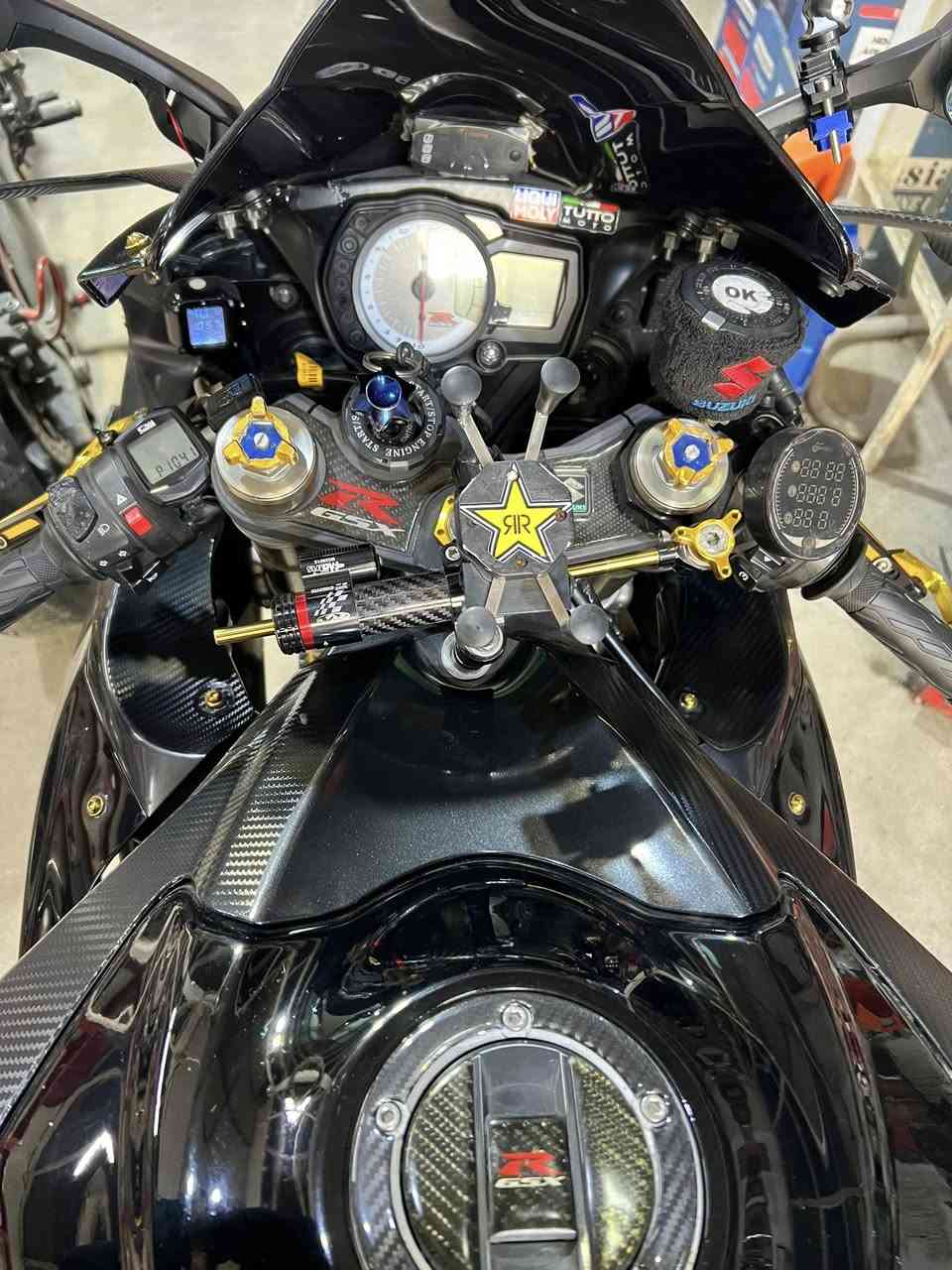 جكسر 2008رقم بصره باسمي دراجه مكفوله +كفرات الوكاله 
عليهه كلج رياضي 
مجاول اصلي 
بلكات رسنك
شوته KN
فيتبم رسنك
دمبر كهربائي +ميكانيكي اضافه 
درسات رياضي 
يدات رياضي 
كزوز اكره كاربون حقيقي 
زنجيل Ekاصلي 
سلايدرات +قطره 
تهبيطه خلفيه 
جاملغ هايبوزه
دراجه مناقصهه مسويلهه سرفس كامل من كل نواحي 
رقمي ***********
