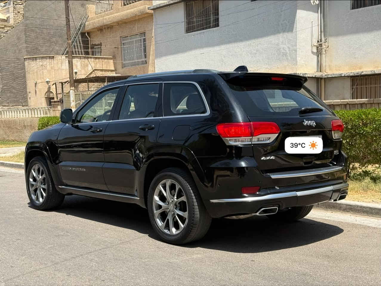 السلام عليكم
جيب سومت موديل 2021 رقم بغداد بأسمي 

ماشيه 75000 km

وارد امريكي حادثها بسيط بدون ايرباك وصور الحادث والسونار مرفقة بالمنشور

المواصفات :

١-مري شفط

٢-جكات

٣-سستم صوت هارمن كاردن

٤-اوتو بارك

٥-بانوراما

٦-رادار امامي وخلفي

٧-تحديد مسار

٨-نظام اطفاء السياره مع البريك

٩-مري قلاب

١٠-كشنات تدفئه تبريد والخلفيه تدفئه

١١-تدفئه ستيرن

١٢-نظام تتبع السياره 

١٣-سقف كنتاره

السيارة كاملة مابيها اي مصرف 

مكان السياره المنصور او حي الجامعة 

سعر السيارة 25,500$ وبيها مجال بسيط

***********

