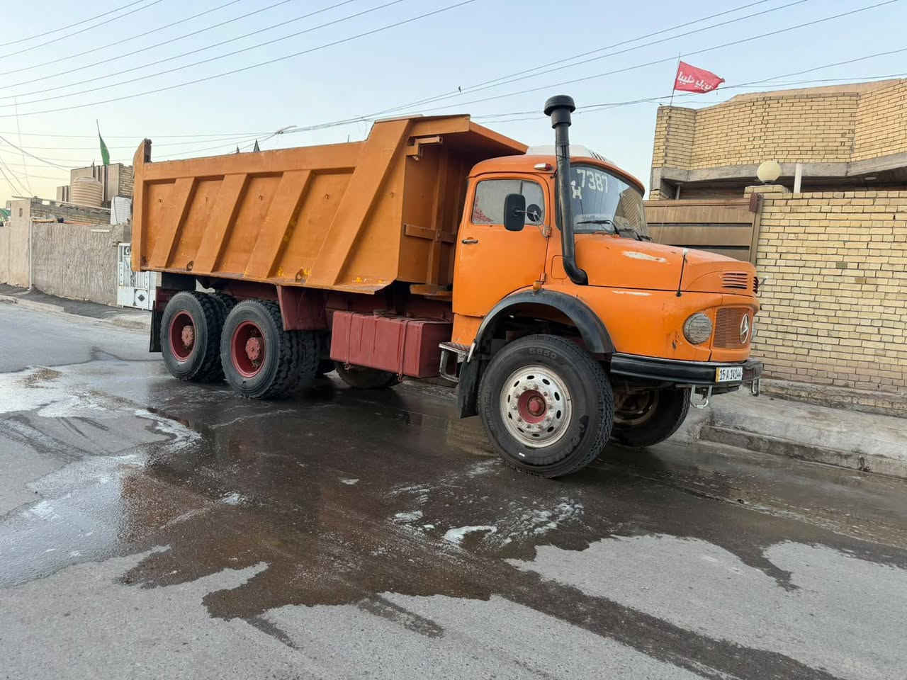 سلام عليكم 
البيع 79محدثه كلها 81
بدي بلادي 81
قماره نضيفه+محرك جديده 
كير 90 +مجموعه جيف بس الكسنات البي
تخم تاير تبريد 🥶 سياره جاهزه العمل
رقم انبار نكليزي بسمي
العنوان بغداد 
***********
