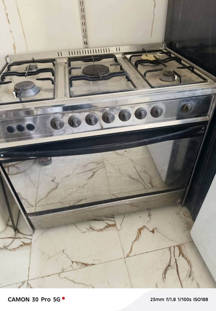 طباخات
شرط الفحص مايعجبك يرجع 
العنوان شطره 
كراج حي الزهور نزلت معمل الثلج 
***********
