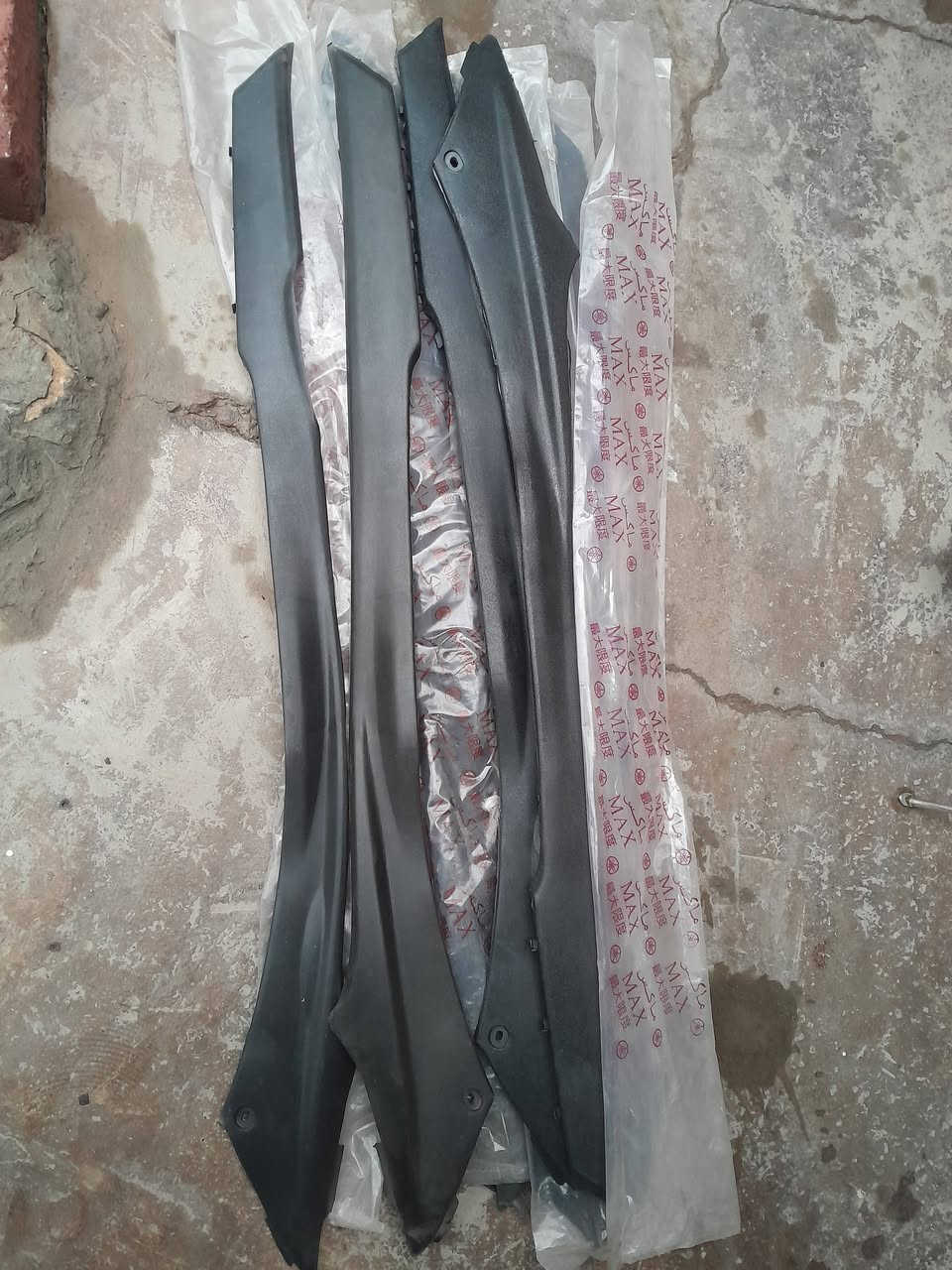 عرض خاص كلهن 10فقط 
***********
واير بانزين ماكس
واقيات ترايش
وجامه
