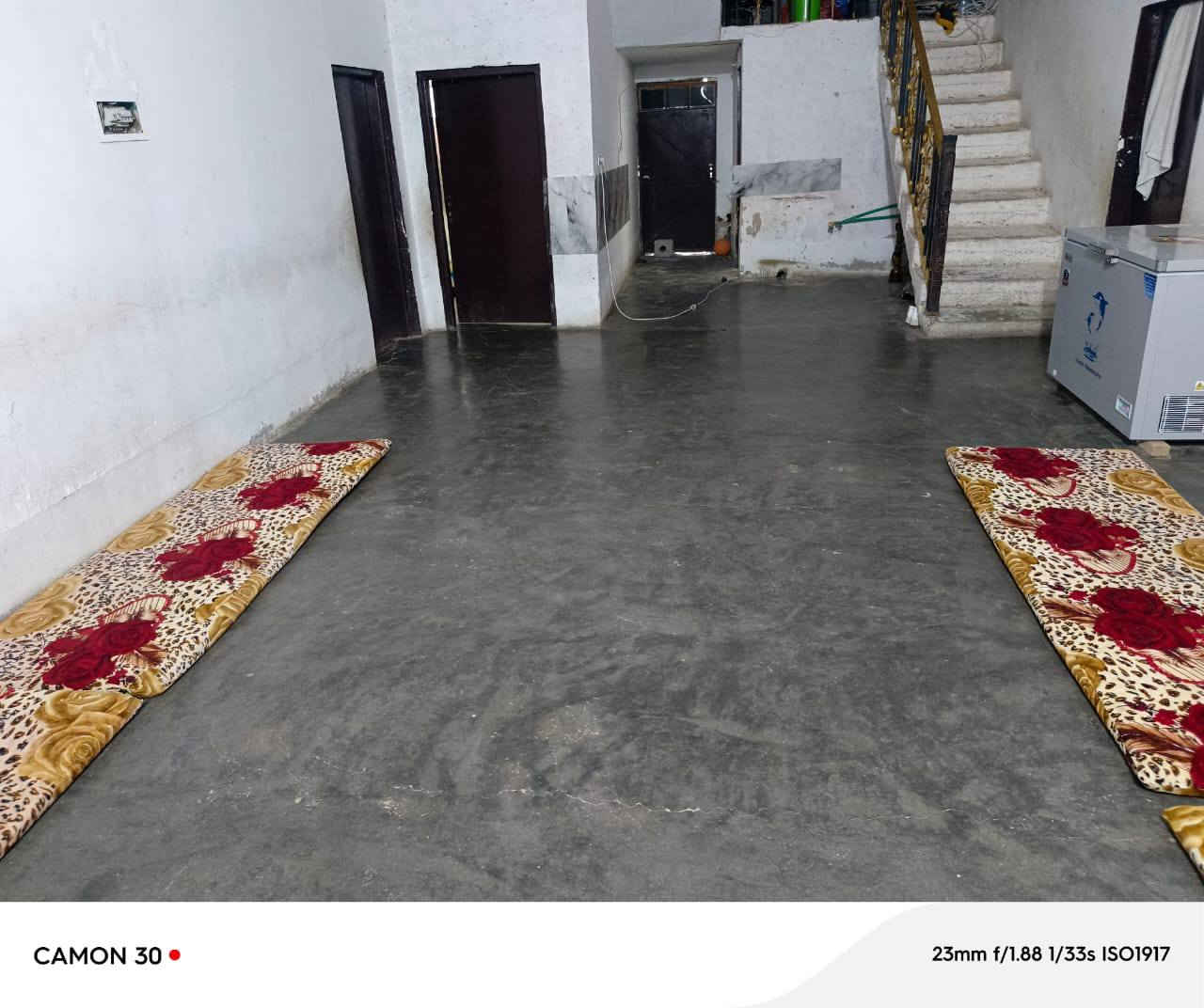 بيت الايجار  او البيع  بقريت المختار غرفتين وصاله ومطبخ وديوانيه  حديقتين مساحه 600م
ستفسار ***********/***********وتساب
