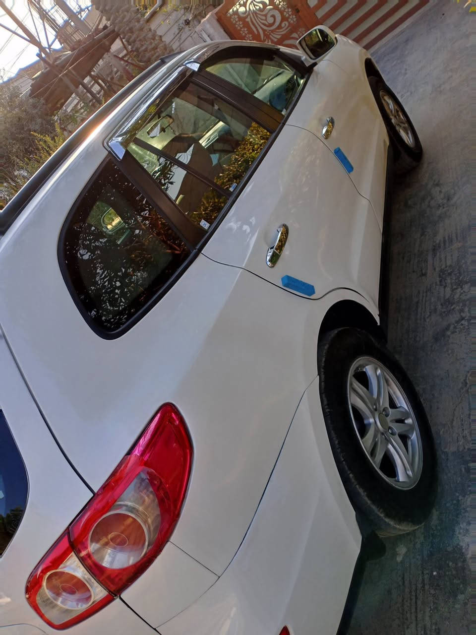 سنتافيا ٢٠١٢ بغداد وارد امريكي بدون ايرباك مكينه ٤ سلندر دوش السياره ٥ راكب فورويل مصبوغه حزام بسبب الشخوط تعديل جاملغ وشويه بالبنيد بدون دواخل ضربه الوارد تبريد تدفى شغاله سياره جاهزه السعر ١٢٥$
رقم الهاتف ***********
