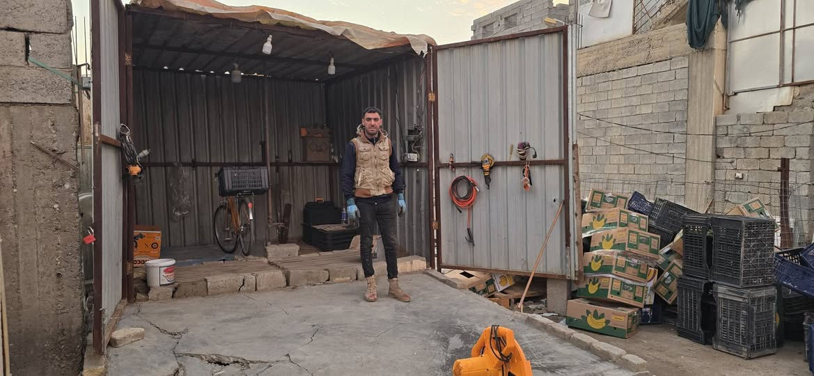 تم فتح محل حداده متنقل في بهرز وباسعار مناسبه يتواجد من الساعه ٣عصرأ الى ٦ المغرب عدى الجمعه صباحا ومساء العنوان مقابل القنطرة الصفره جنب محلات بيت عبد علي رقم الهاتف ***********
