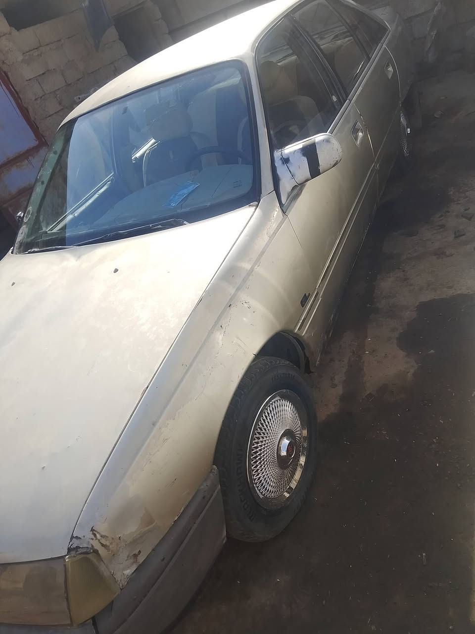 السلام عليكم سياره اوبل اوميكه سياره حلوه مرتبه راعيها ماندله ابيع على وضعها غرفتها توني معمرها دوشمه وارضيه جلد داخل امرتب بس كاطعه نار 🔥 محرك وكير شرط ابيعك رقم فحص صلاح الدين السعر 9وبيها مجال ***********العنوان الشرقاط
