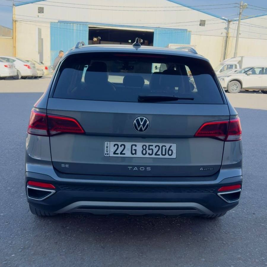 ڤۆڵگسواگن تاوس 2022 مواسەفات SE 
مەکینەی 1.5 تۆربۆ 
103 هەزار کیلۆمەتر ڕۆیشتووە 
دەبڵ ئەکسل 
تحدید سورعە و خەتی جادە 
کوشن گەرم و سوکان گەرم 
تبرید مەرکەزی 
چوار مۆدی لێخوڕین 
شاشە و داشبول دیجیتاڵ 
کوشن جلد 
لایت لید و زینۆن 
شەغال 
سەیارەکە دوو پارچەی گۆراوە بە بیلاد 
کەمێک بە چەمەلاغی هەیە 
زۆر جاهیز ڕەقەم هەولێر بەناوی خۆمەوەیە 
هیچ مەسرەفێکی تێدانیە 

سـعـر : لە کۆمێنت داوابکە ڕاستەوخۆ بۆت دێت 📥 

گێر و مەکیەنەی بەشەرت 
هیچ کێشەیەکی تێدا نییە 

ژمارەی خاوەنەکەی 
***********
