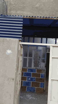 بيت للإيجار مساحة 90 متر مربع طابق واحد تفاصيل داخل الفيديو الشعب نهايت شارع الصحة بالزراعيه يجار 250 قفل ***********
