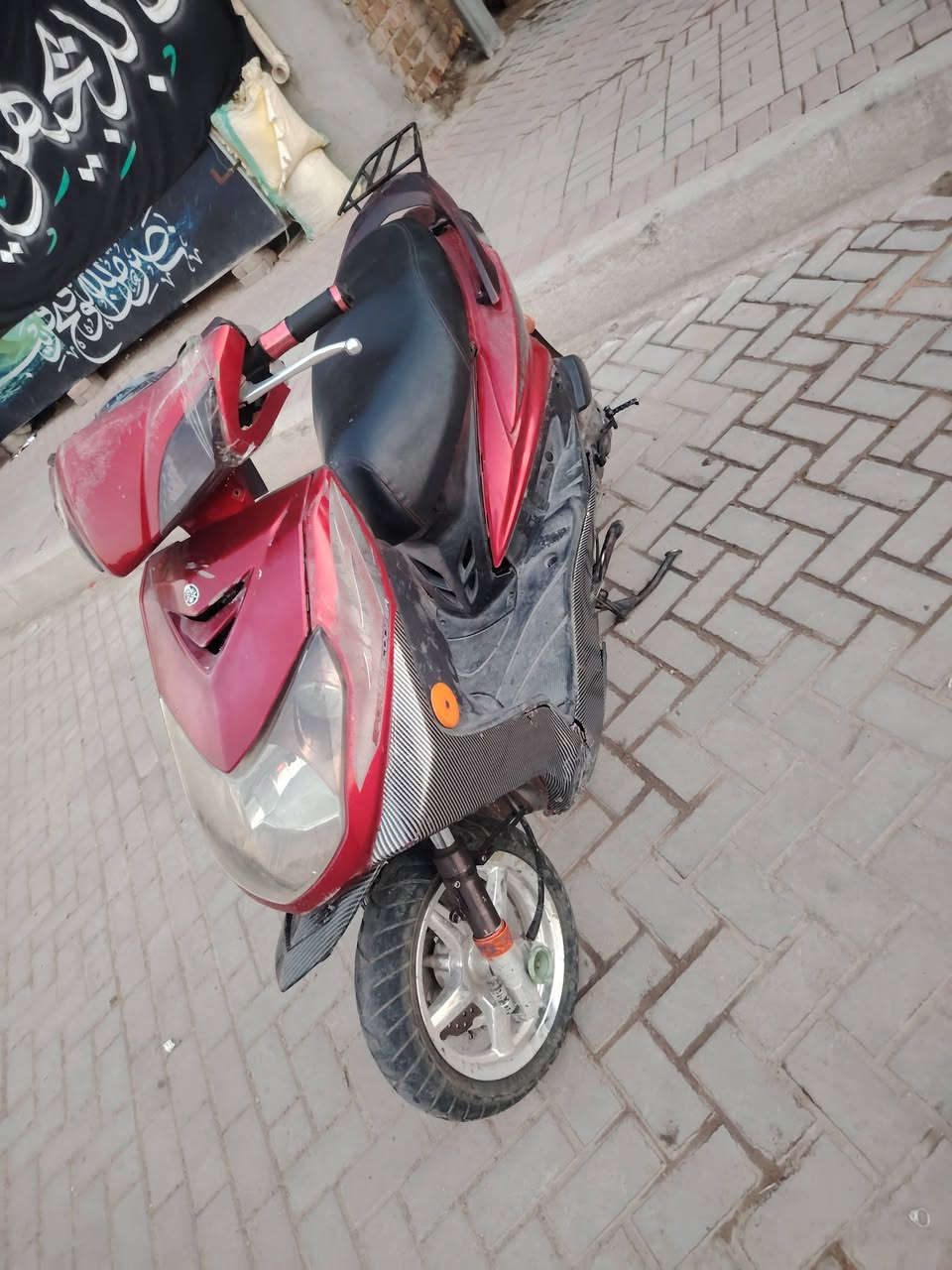 سكنس فحل ياباني نوزل الداجه نضيفه متروكه مال بيت جاهزه من كلشي مكينته ناعمه وحلوه نكره سلف كهرباياتها كلها شغاله
مناقصها اي شي مكاني بغداد مدينه الصدر 

سعرها 700 وبيه مجال
***********
