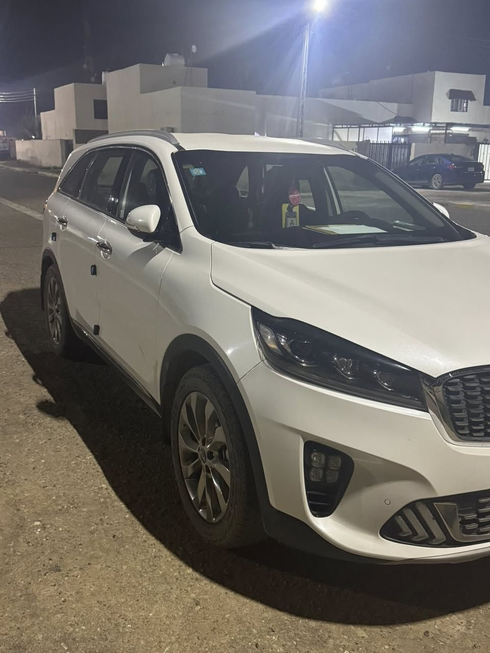 سورنتو ٢٠٢٠ خليجي ابيض فول عدا بنوراما رقم بغداد شرط تحويل محرك ٦ سلندر  مكفول السعر ٢٦٠ وبيها مجال مكانها في بيجي رقم تلفون ***********
