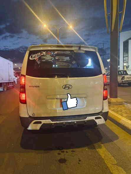 سلام عليكم للبيع هونداي ستاركس مفتوح 
موديل ٢٠١٧ ابيضّ 
فول مواصفات
رقم بغداد اجرة
بأسمي السنويه تحويل مباشر
محرك جديد 
صدر تخم تاير 
باتري جديد 
جاهزة من اي نقص بيهة صبغ جاملغ خلفي ايمن
سيباية ودبل دعاميات وتغليف كشنات جلد سيارة مصروف عليهة 
مكان السيارة بغداد 
***********
***********
