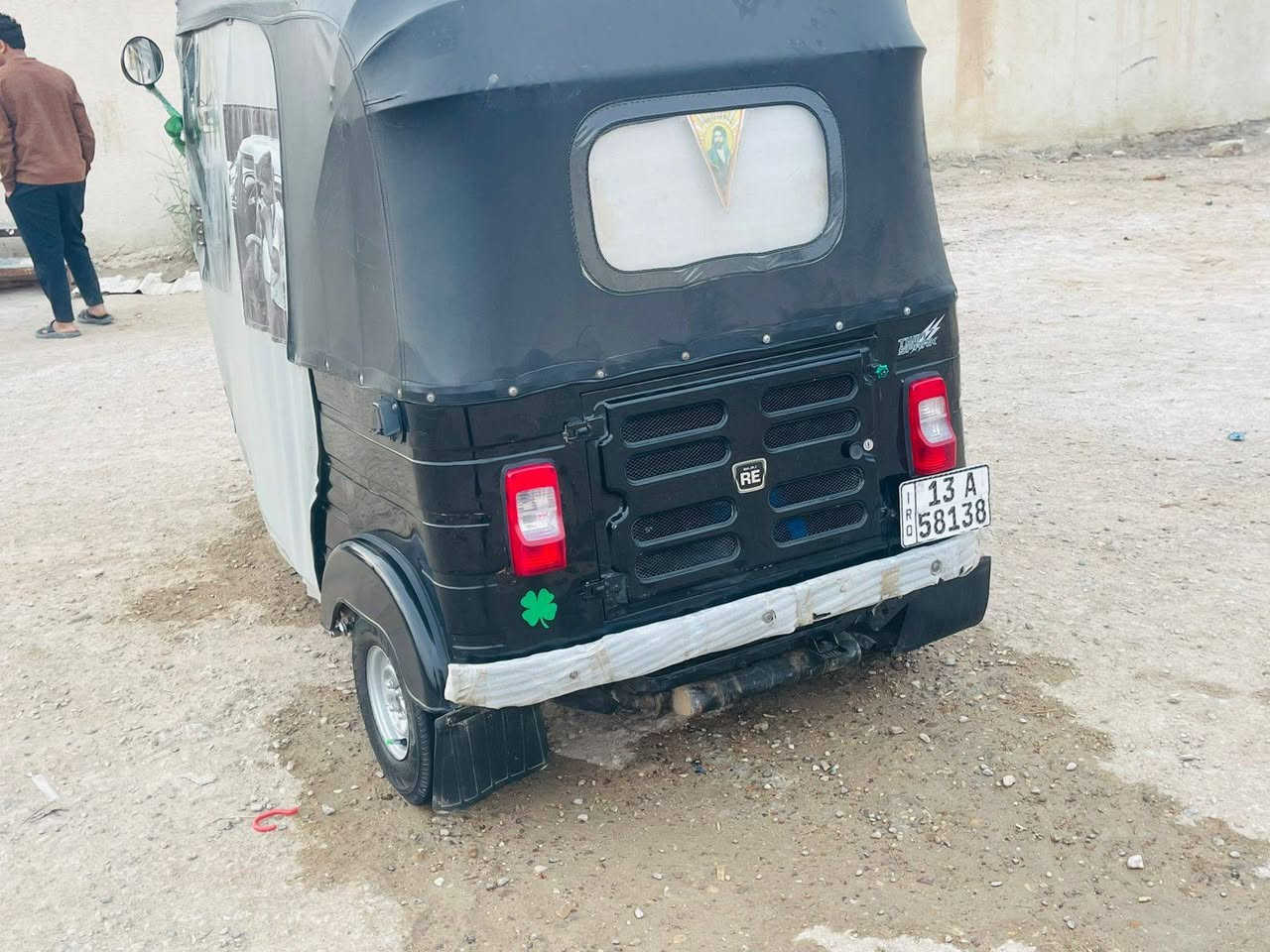 سلام عليكم تكتك عشرين نضيفه وحلوه ما عوزه شي كبل الشارع  للبيع والشري لا خابر سعر 6500 واذه رقمي ‏‪***********‬‏
