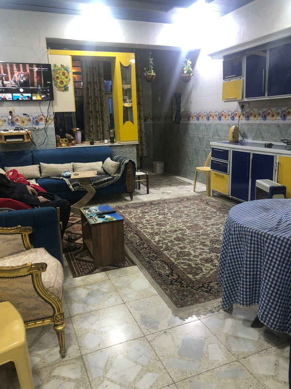 عقار للبيع في حي الامير  مقابل مطعم زيت وزعتر  شارع ١٠
بناء نظيف جدا طابقين ٥ غرف نوم مع ملحقات كامله
المساحه ٣٠٠ متر الوجه ١٠ في ٣٠ متر
السعر  ٨٠٠ مليون  مع المجال 
الاستفسار الاتصال على الارقام التاليه
***********
***********
او زيارة مكتبنا على العنوان التالي 
الشارع الفاصل بين الإسكان والاشتراكي مقابل دكتور منتظر الخرسان 
مكتب حسين السياب
https://www.facebook.com/profile.php?id=100064145764847&mibextid=ZbWKwL
https://www.instagram.com/maktab_hussein_alsayab?igsh=MXh6aWwzamI4aGRzaA==
#جديد
#الامير
#البيع
#عقارات #للبيع
#عقارات ـ #النجف 
#شارع #التربية
#مكتب #حسين #السياب
