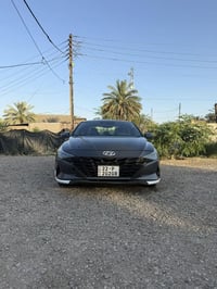 النترا ٢٠٢٣  مواصفات عاديه  سويج  كشنات قماش لون رصاصي بيها قطعتين  بن...