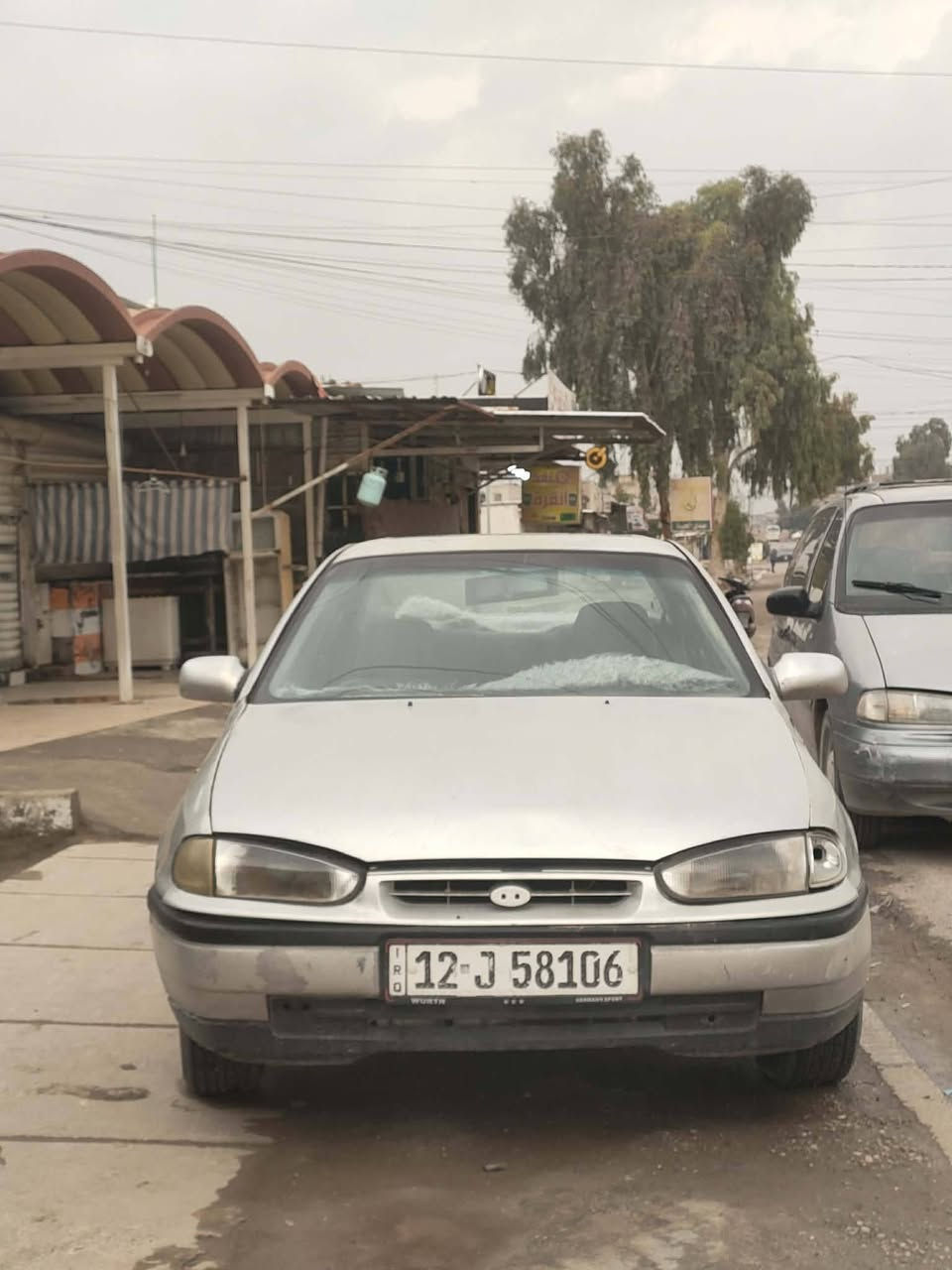 هونداي النترا موديل 92 مراوس مع تكسي  شرعي بالموصل  سنويه لغايه 29 المكينه بيها نفخ الكير شرط السيارة بيها حادث قديم ومصلحه من جهه اليسار احد الشواصي مصلح اثر الحادث  بيها نقص كهربائيات السيارة شغاله لايتات بك لايتات شغاله الكيجات معطله والماسحات معطله  هذا العطل الكهربائي 
الاتصال ع الرقم ***********
بي واتساب  السعر  21 وبي مجال
