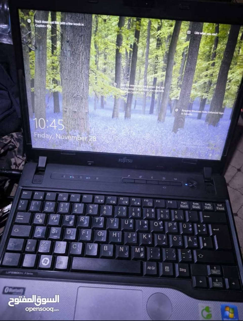 حاسبة فوجستو اليابانية  وندوز 10 كور i5 رام SSD 256 رام 4 وقابلة للتطوير سعر 125  وبيها مجال  واتس اب 0774 531 8909
