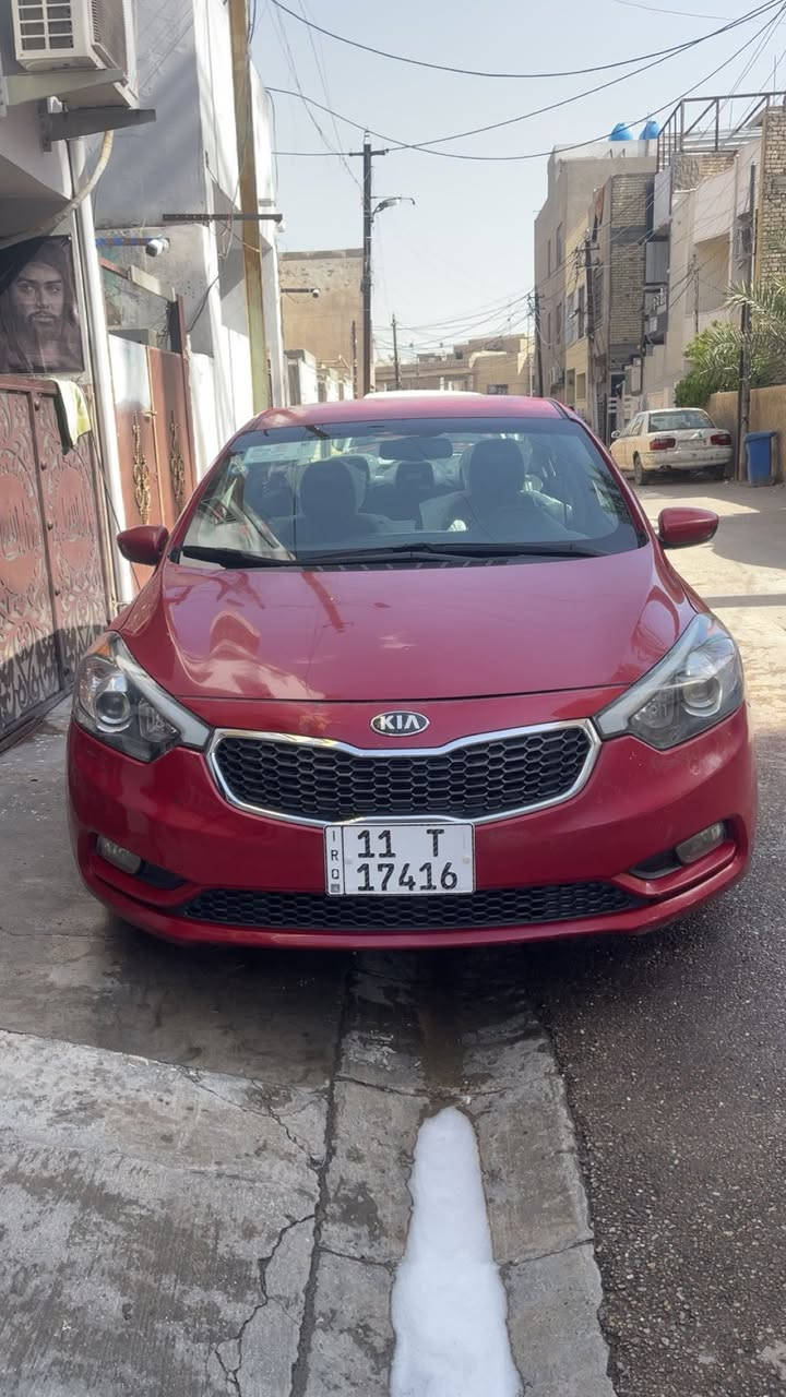 السلام عليكم فورتي 2016  كلين بالعراق بيها قبق جنطه فقط 108واتساب ***********
السياره بسمي  ***********
