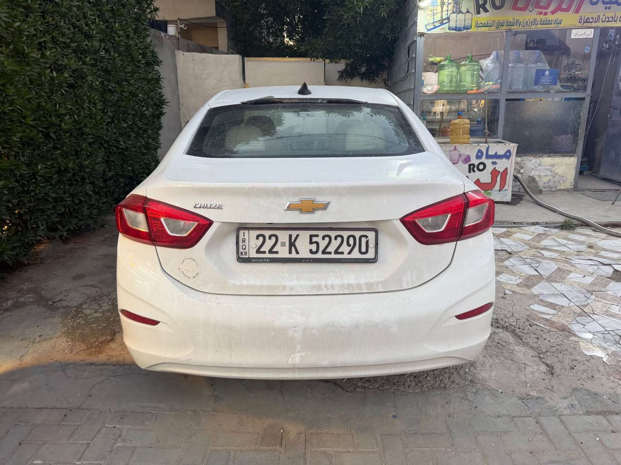 السلام عليكم 
شوفرليت كروز 
موديل ٢٠١٧ 
السيارة لون ابيض رقم اربيل حادث امريكة دعامية سرقة بدون ايرباك 
بدون صبغ 
بدون تبديل 
كير 
مكينه 
تبريد 
صدر 
كهربائيات 
السيارة جاهزة للاخير وجاهزه حيل 
للبيع قسط مقدمة وشهرية 
العنوان بغداد اليرموك 
***********
*********** بس واتساب
السيارة وكعت عليها لوحة اعلانية وانضربت حافة القمارة وعدلتها واضة بالصورة بغداد, العراق
