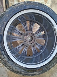 عندي هاي الوياله مع التأشيرات عدد 5 للبيع للاتصال 07804957461