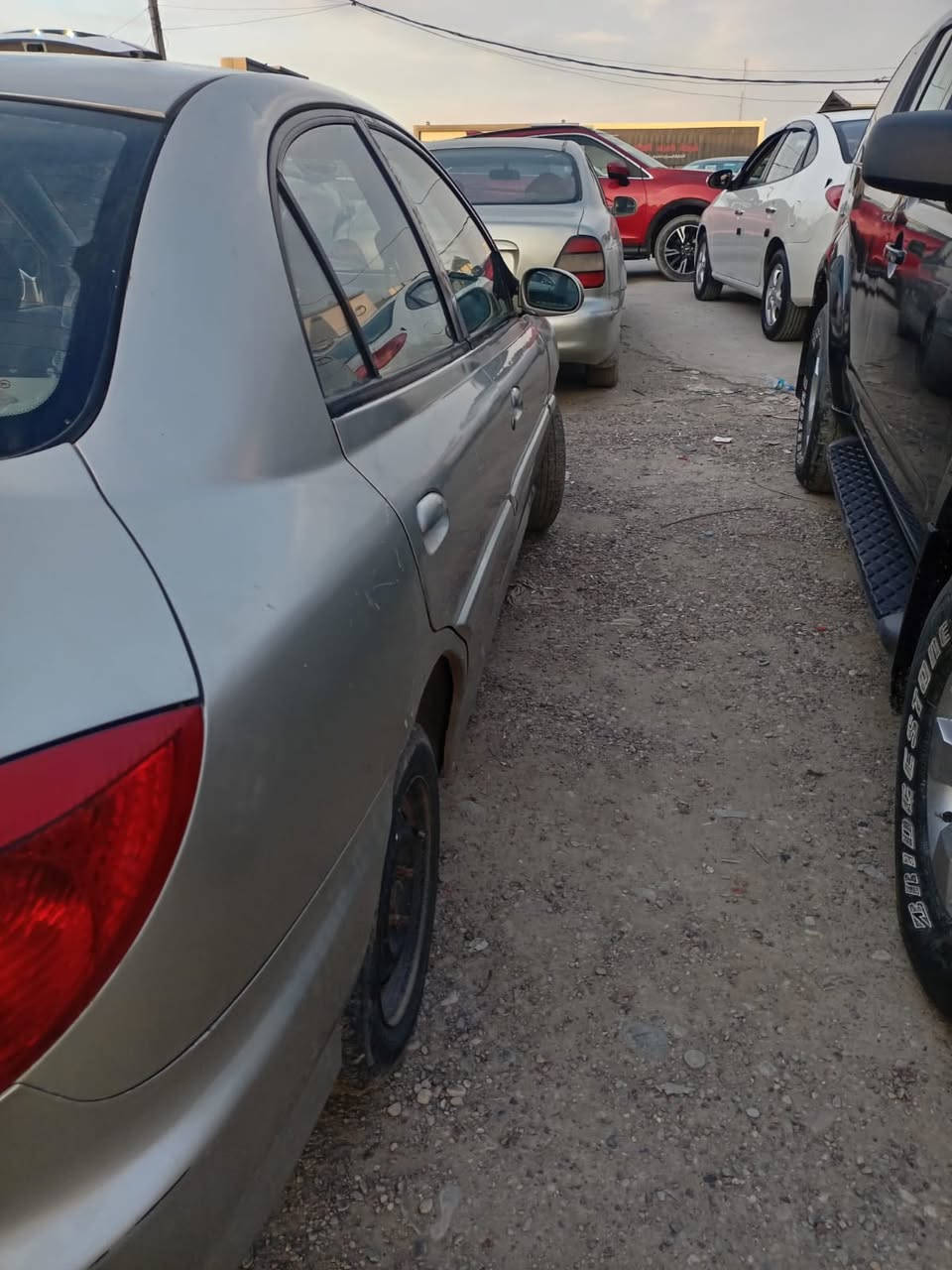 السلام عليكم للبيع كيه ريو2001 كير محرك  شرط تبريد ثلج صدر اماي خلفي جديد   تحويل ثاني يوم  رقم جديد  السعر 41 ورقه رقم ***********
