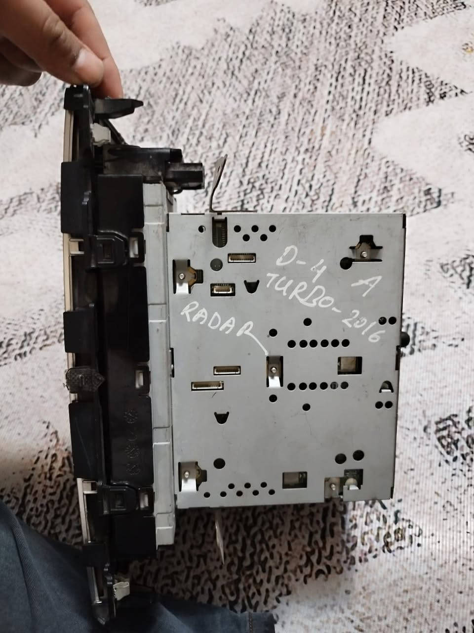 سلام عليكم شاشه اوبتما بلادي حاويه موديل من16الى 19 مال امريكي فول مواصفات
سعرها 120 وبيها مجال مكان بغداد ***********
