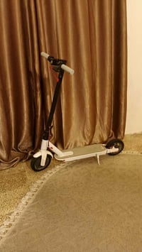 سكوتر شحن يتكبر ويتصغر سعر ٢٠٠ مكاني بغداد الاعظميه شارع عمر  07775518...