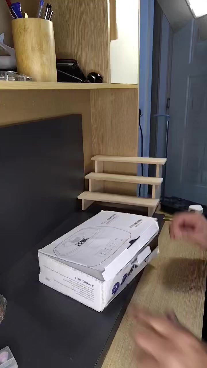 جهاز العناية بالاظافر حجم كبير وثقيل... تگدر تستخدمه بالاحجار والنحت بالخشب وغيرها ب 45.000 الف توصيل كربلاء 3000 محافظات 5000


**إذا كنت صاحب هذا الإعلان وتريد حذفه لأي سبب، رجاءا أرسل رسالة إلى الدعم الفني**