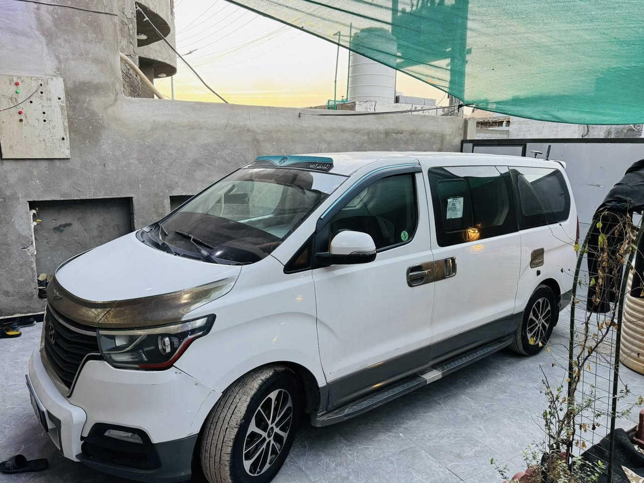 السلام عليكم للبيع فقط 2018 اصل مفتوح ومحور مسكر محدث بجم سياره جاهزه من كلشي مكينه جديده ((السياره غير مكفوله)) السعر 185 وبيها مجال 
للاستفسار ***********.  مكان السياره (بصره)
