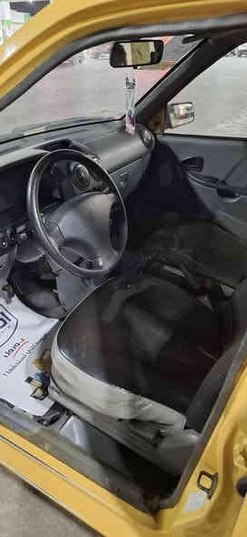 السلام عليكم ،، سيارة سايبا موديل ٢٠١٦ ،، كير مكينة مكفولات ،، شواصي مكفولات ،، تبريد شغال ،، تخم تاير تخم صدر جديد ،، هيئة غرامة مصفرة ،، بيها صبغ شبرين فقط بالجامرلغ اليسرا الامامي ،، السعر ٣٩ ،، اتصل *********** ،، العنوان بغداد الامين الثانية شارع النواب
