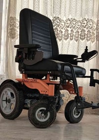 للبيع عربانه مستعمله قليل العنوان بغداد رقم الهاتف 07709270011 السعر 2...
