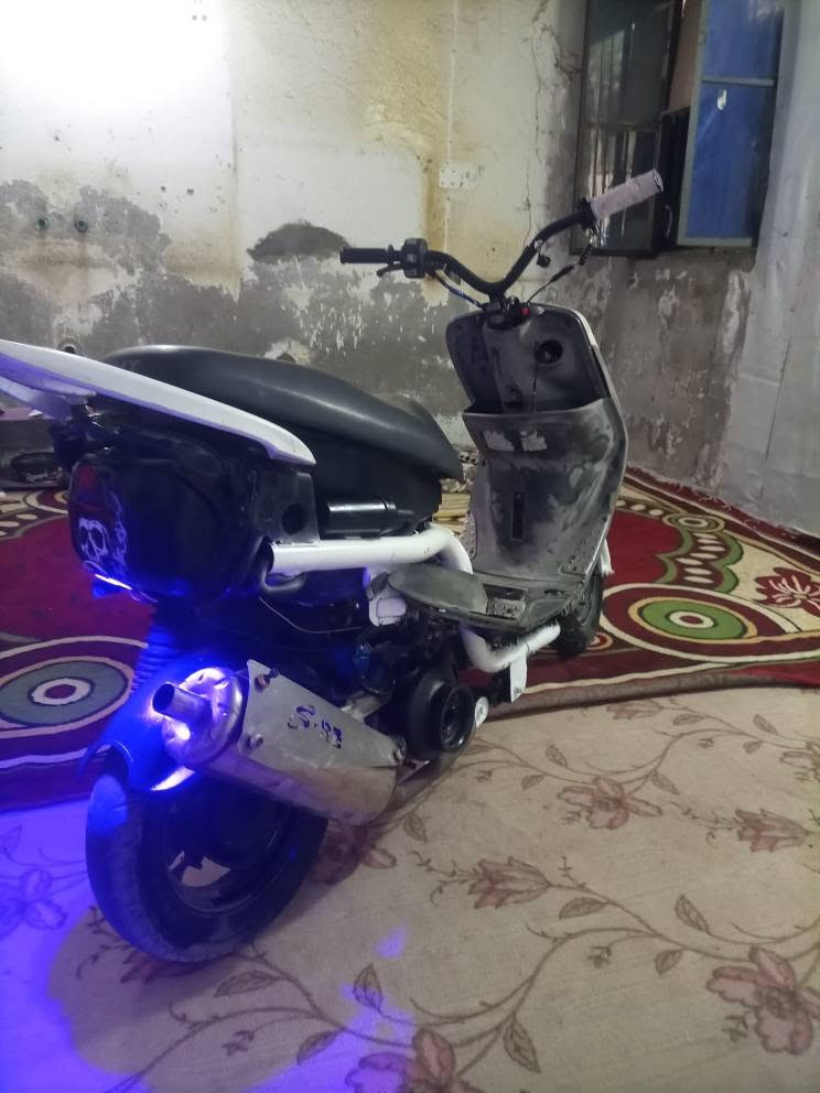 دراجه ماكس غجمه للبيع مفتوحه مره وحده للتزويد بوشه55 مع كزوز رياضي تشتغل سلف وهندر وهورن واشاير وناعمه وشرط سريعه سعرها 350 مكاني البصره *********** واتساب او خط البصرة, العراق
