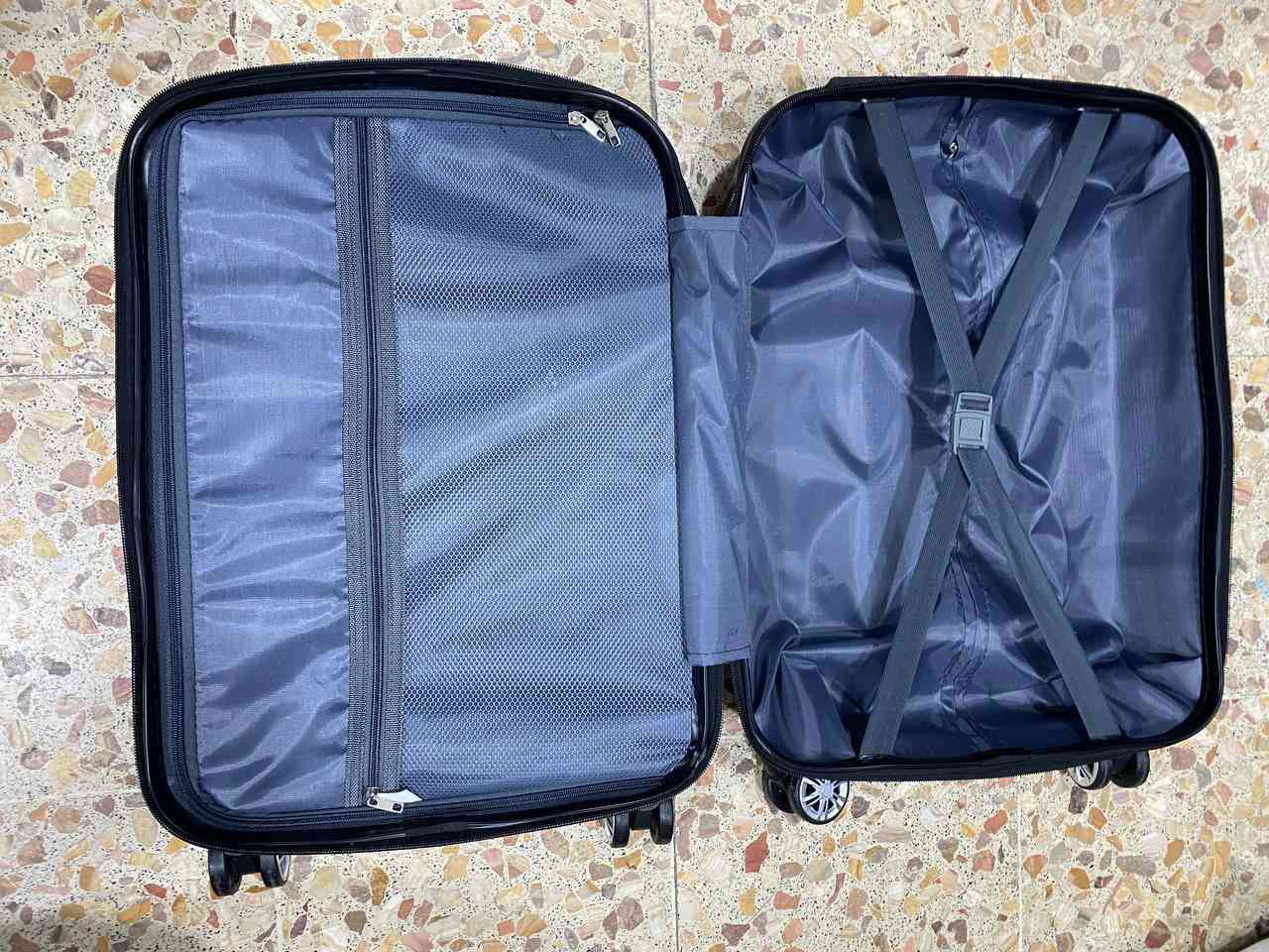 جنطة سفر ام رمز
الطول55

العرض 35

السعر 20


**إذا كنت صاحب هذا الإعلان وتريد حذفه لأي سبب، رجاءا أرسل رسالة إلى الدعم الفني**