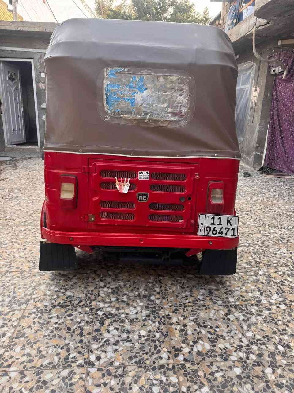 سلام عليكم تكتك لبيع رقم وسنويه تحويل ثاني يوم تكتك جاهزه الخر حبايه  شراي ينتصل مكاني نهيت بغداد سبع قصور شارع ابو علي الهاتف ***********
