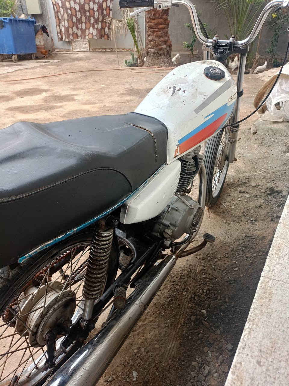 امراوس بدراجه ماكس شعدك نزل

اربعه كير كلك بس مكفوله من السرقه ومن العشاير
رقم الهاتف : ***********
