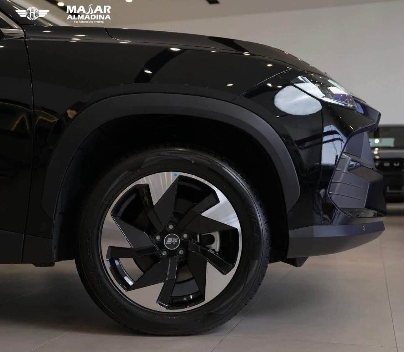 ✨  جيتور بلكن هايبرد L6  2024 فول مواصفات 1/1
سيارة تجمع بين القوة – الراحة في تجربة قيادة استثنائية 👌

🔹 محرك قوي مع أداء ثابت على كل الطرق
🔹 تصميم خارجي أنيق وعصري بلمسات فاخرة
🔹 شاشة وسطية كبيرة تدعم أحدث التقنيات
🔹 مقاعد جلد مريحة مع تحكم كهربائي
🔹 فتحة بانوراما تعطيك إحساس بالرحابة
🔹 أنظمة أمان ذكية 
🔹 كاميرات محيطة لقيادة سهلة وركن آمن
الرقم ***********
اي ستفسار اتصل على الرقم 

السعر  185
مرقم بغداد 
ماشيه 14700
