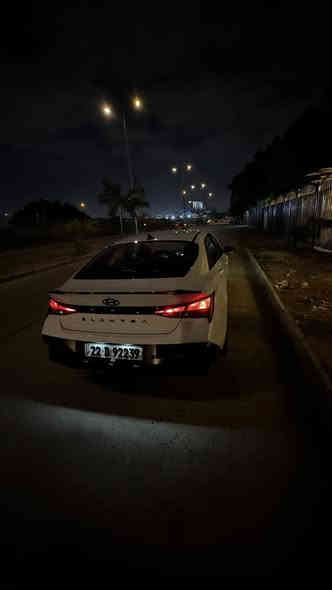 للمراوس 

النترا 2024 🇨🇳

محرك 1500 دبل نوزل
 
ماشية23 الف كيلو
 مري شفط 
فتحة سقف
عداد ديجتال
لايت 3 عدسات
ايرباك عدد 4
ويل حجم17 
بصمة تشغيل 
بصمة دخول 
كير طيار
زر فتح الصندوق من الخارج 
وضعيات قيادة سبورت ايكو نورمال كومفورت
حساسات خلفي امامي 
اوتو هولد 
هاند بريك دكمة 
سيارة بيها بصمتين
رقم اربيل بأسمي
السيارة محوله بلاك ادشن كل النيكل مغلف 
 
ملاحظة السيارة بيها بارد بالباب الخلفية عكس السايق وبيها طختين صغار جدا
 
⚠️⚠️السيارة عليها إضافات هواية

سستم سماعات jbl كامل اضافة امبلي فاير شغل عالم المضخمات ▪️
انارة داخليه سستم كامل حتى للسماعات 
▪️
عوازل للبيبان ▪️
دوسات جانبية▪️
لحية بلادية النترا▪️ 
ستيرن كاربون فايبر▪️ 
ارضيات رزلاين ▪️
دواخل كاربون فايبر▪️
قواعد ارقام3d

 السيارة مصروف عليها 

مكاني الاعظمية ***********
