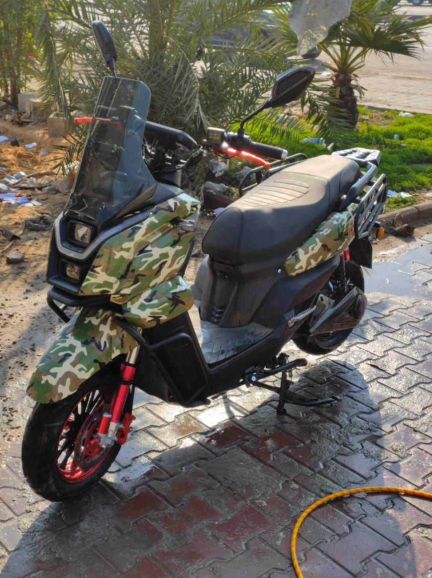 دراجة اباتشي جبلي من شركة عجلة الخليج 
الملف 2500واط
بطارية كرافين 35 امبير 
دبلات هايدروليك 
بريكات دسك abs 
الدراجة نظيفة جدا استعمال شهرين
السعر 1,200,000 وبيها مجال بسيط 
للاستفسار ***********
المكان بغداد حي اور
