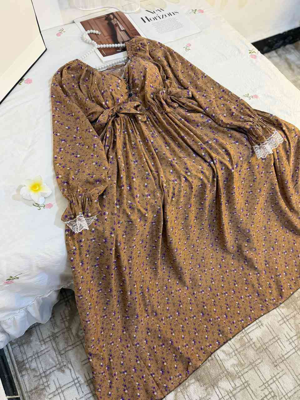 فستاني الجنه  🥹 🫰 يموووت بالبس 🎀 💅
الخامه :  كشمير بت هوفن بارد بالبس يجنن
هالمره يكون ردن كامل💅😍 
السعر : ١٥ الف
القياسات : l.. Xl.. 2xl
─────────────────
الحجز دايركت 📩
او رقم الواتس ***********
─────────────────
أسعار التوصيل....

. داخل الكوت 2,000
. اقضيه ونواحي 4,000
. بغداد وجميع المحافظات 5,000
─────────────────
#فستان #دشاديش #صيفي #باربي
