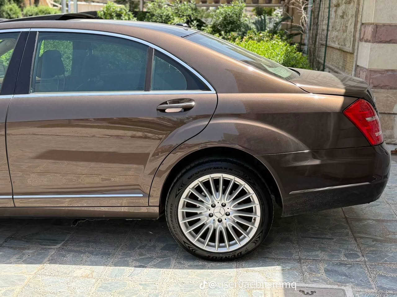 سلام عليكم حبايب
للبيع مارسيدس اس كلاس
موديل 2011 اصل فول مواصفات
S350 كفاله عامه لون مميز 
وارد خليجي بدون قطره صبغ ماشيه 120
رقم بغداد بسمي عنوان كربلاء
للستفسار اتصال على الرقم ***********

