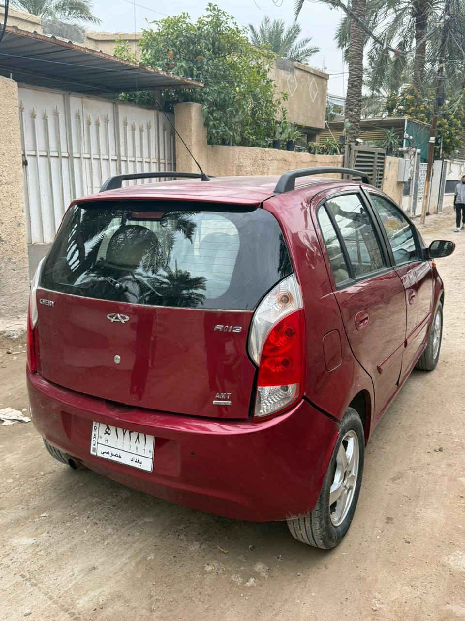 سياره شيري A1
ماشيه 80
موديل 2012 سياره كامله كهربائيات وتبريد 
باسم الحجي وبيها حادث بس الجاملوغ الخلفي من جهه السايق ومكان السيارة قرب جزيرة بغداد السياحية والاتصال على*********** السعر ٣٠ ورقة وبيها مجال
