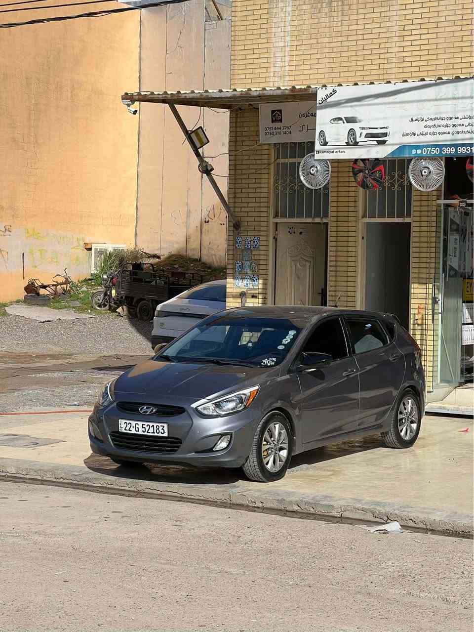 اكستت موديل ٢٠١٧ گير عادي. گير مةكينة تةبريد تةقة و رةقة بة شةرت. سةنةوي فةحس هةزة نوية. يةك  دينار مةسرةفي نية
شاشة ايپاد كاميرة   
دوو پارچة كليرة يةك پارچة سبوخة
سعر ٨٩$
شوين هةولير
*********** أربيل, العراق
