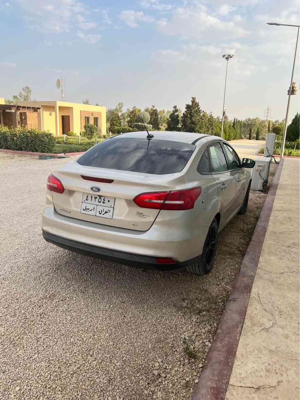 ‎فورد فوكس دوو پارچةسبوغ بي ناوگرتن مودل ٢٠١٨ نرخي ٦٧ مجالةكي كةم *********** گير و مةكينة بةشةرت‎ أربيل, العراق
