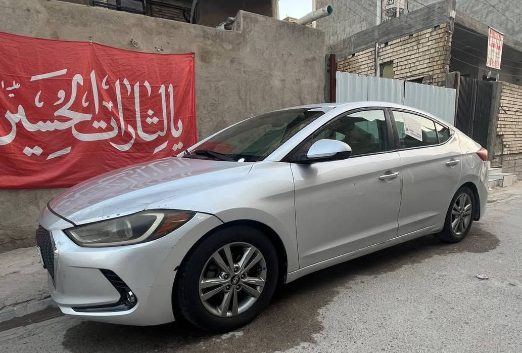 سلام عليكم الانتره موديل 2018رقم بغداد بسمي تحويل ثاني يوم فول  سياره بصمه تشغيل بصمه أبواب محرك 2000 دوش بي بخار كير نضيف ايتي المرغوب  تبريد شغال صدر نضيف 
السياره فتحه فول مواصفات 
بيهه ضربه بلجاملغ الخلفي الايمن وباب الخلفي مبدل
قبق  جنطه مبدل ولقماره بيه حالوب 
انضمه قياده /ايكو  وسبورت وعادي 
تتدفئه بلكشنات الماميه 
شاشه ابل كار بلي كامره دواره 
السعر ٩٥ وبيه مجال للشراي 
مكاني بغداد الشعله الخطيب الزراعي 
*********** فقط اتصال 
*********** بي واتساب

