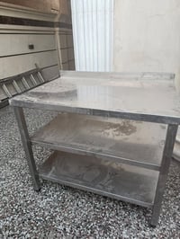 أغراض مطعم • للبيع • بغداد