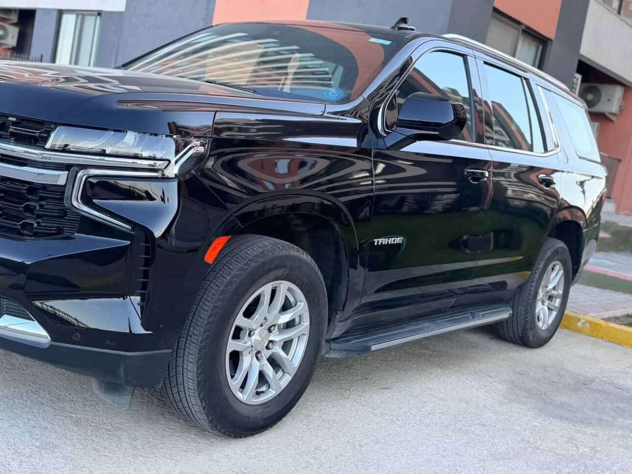 تاهو ٢٣ ls جديده وكاله ماشيه ٤٣ الف مغلفه بي بي اف جديد  رقم مميز بغداد  مكان السياره بغداد 47,000$ ويدلل الشراي
للتواصل***********
